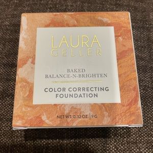 Laura Geller Baked Color Correcting Foundation - Orange Marble Packaging